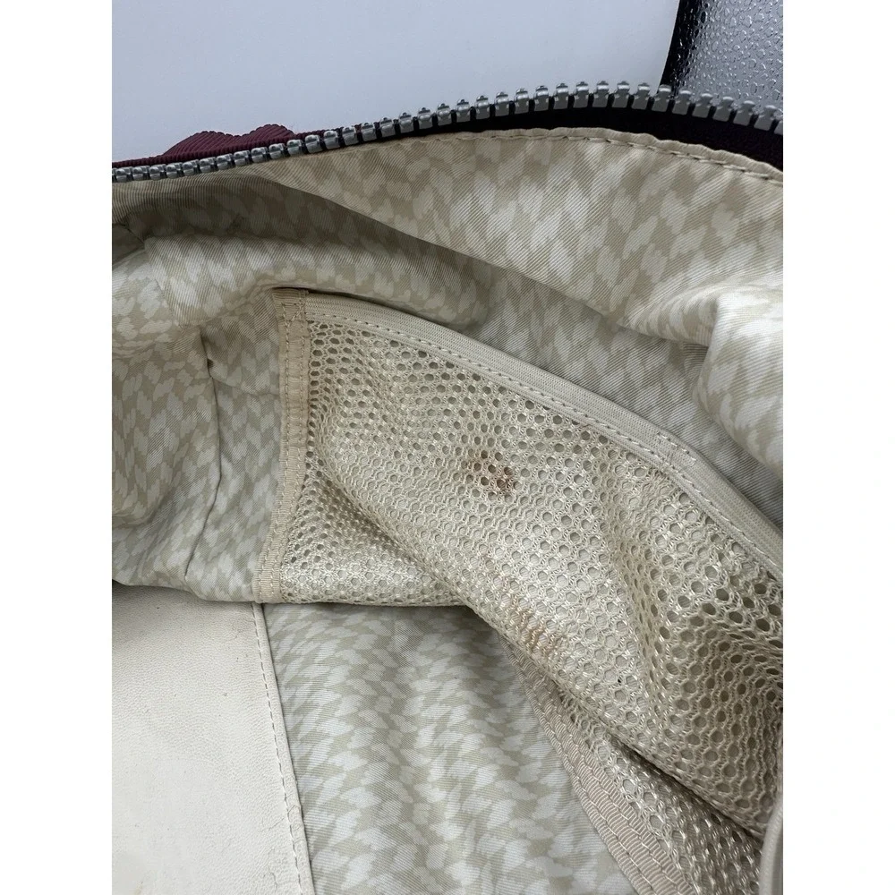 LULULEMON Gym To Win Maroon Duffel Bag Yoga Gym Workout Travel Weekender